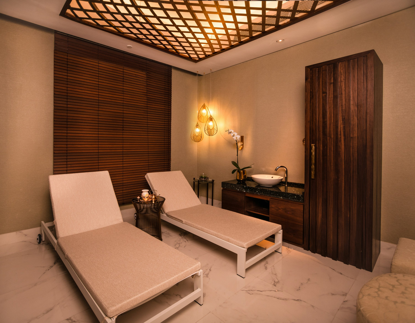 Photo - Al Jaddaf Rotana Suite Hotel