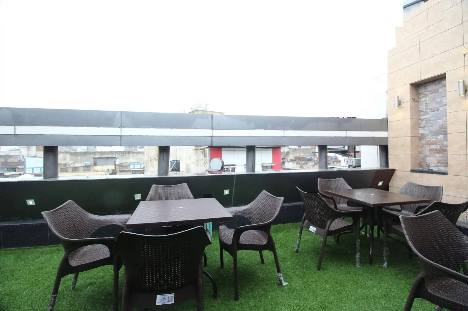 Photo - Hotel Vanson Villa, City Centre - With Free Airport & Train Station Pickup