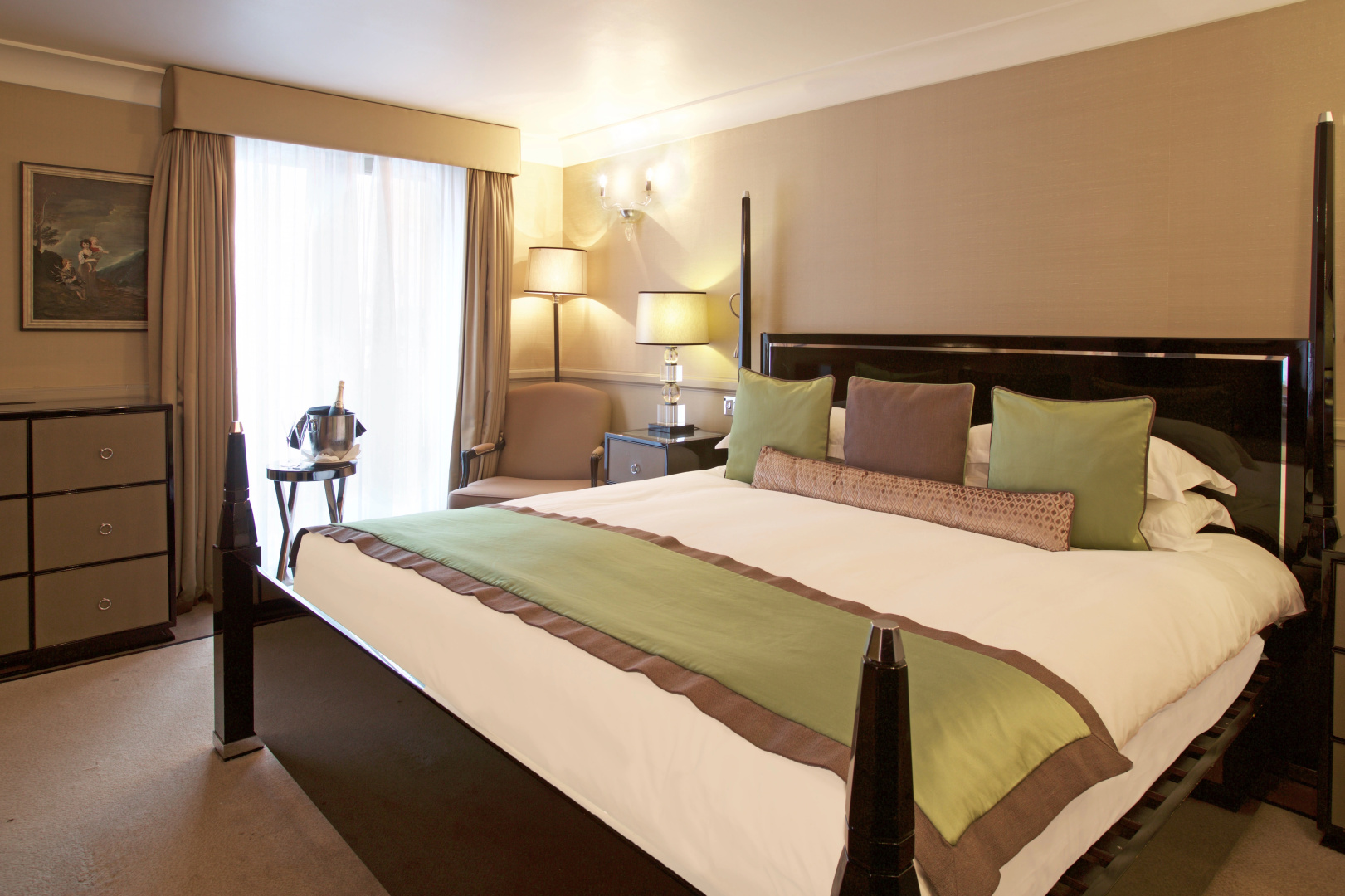 Photo - Althoff St. James's Hotel & Club London