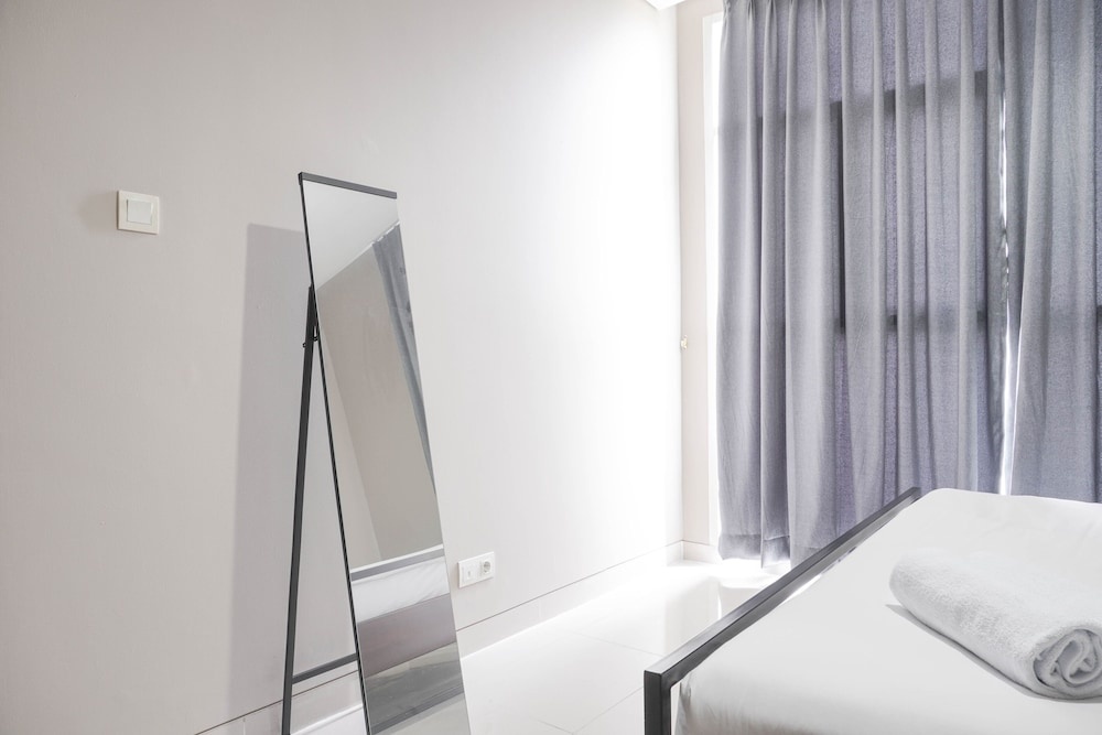 Nice And Fancy 1Br At Ciputra International Apartment