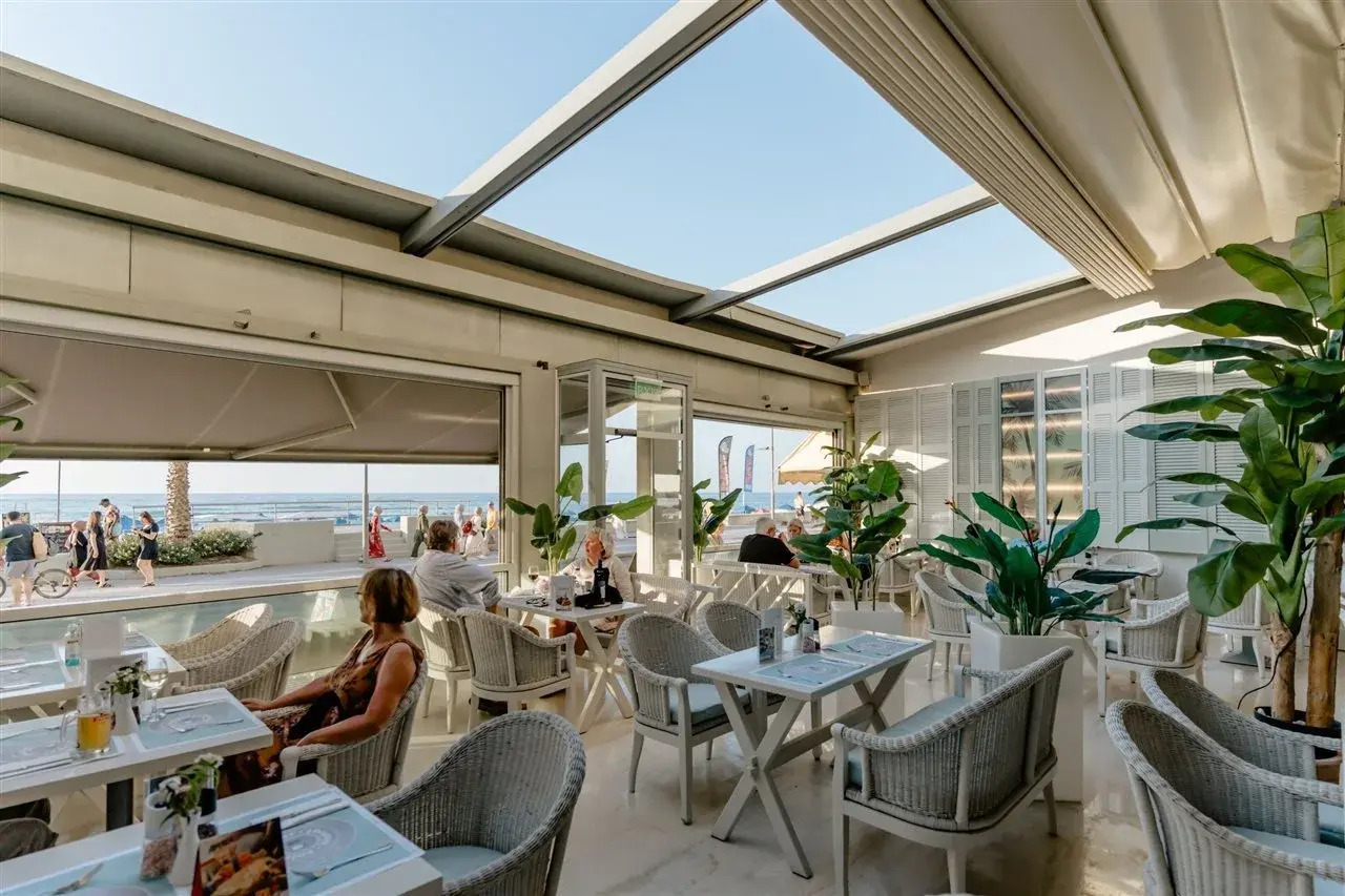 Photo - Palm Beach Hotel Apartments