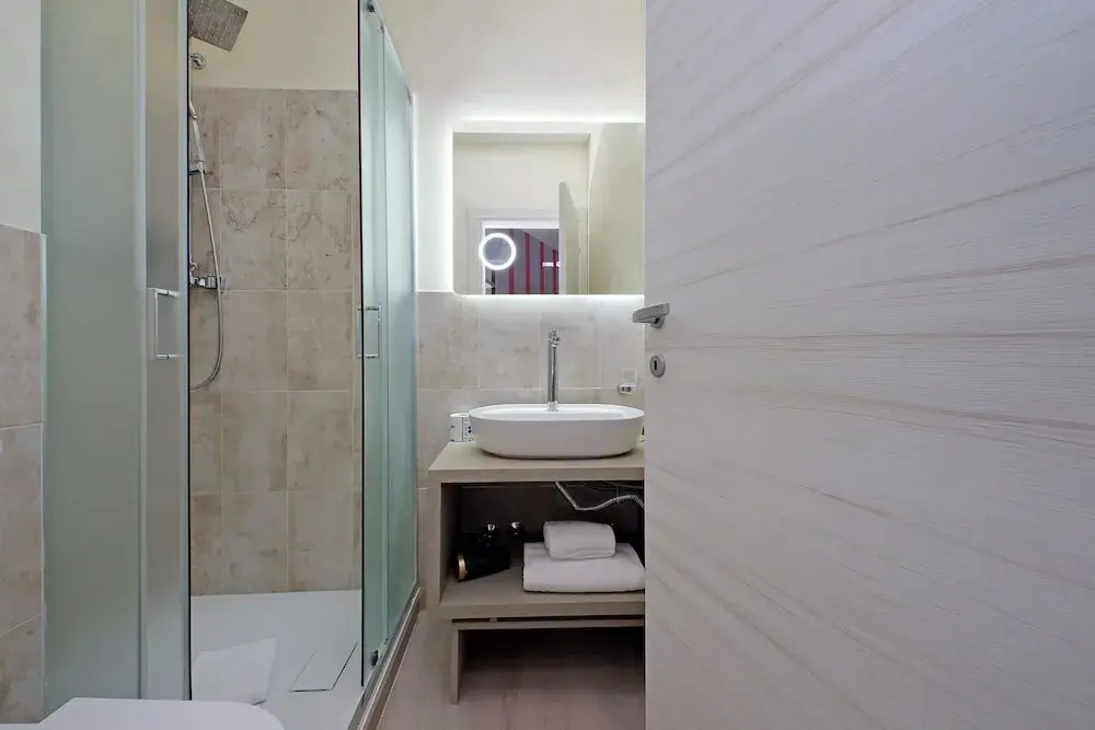 Photo - Termini Comfort rooms by Flatinrome