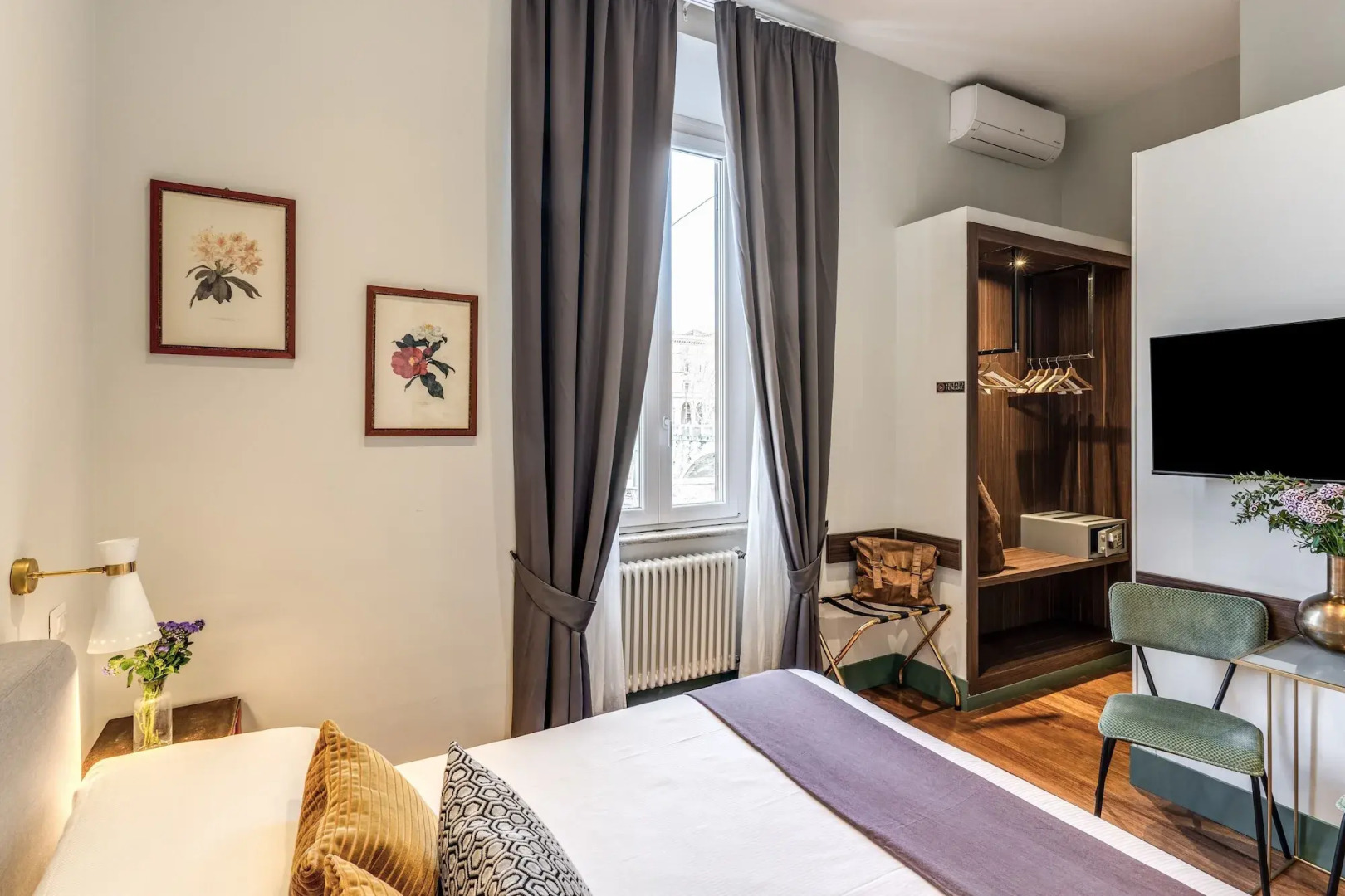 Photo - Tree Charme Trilussa