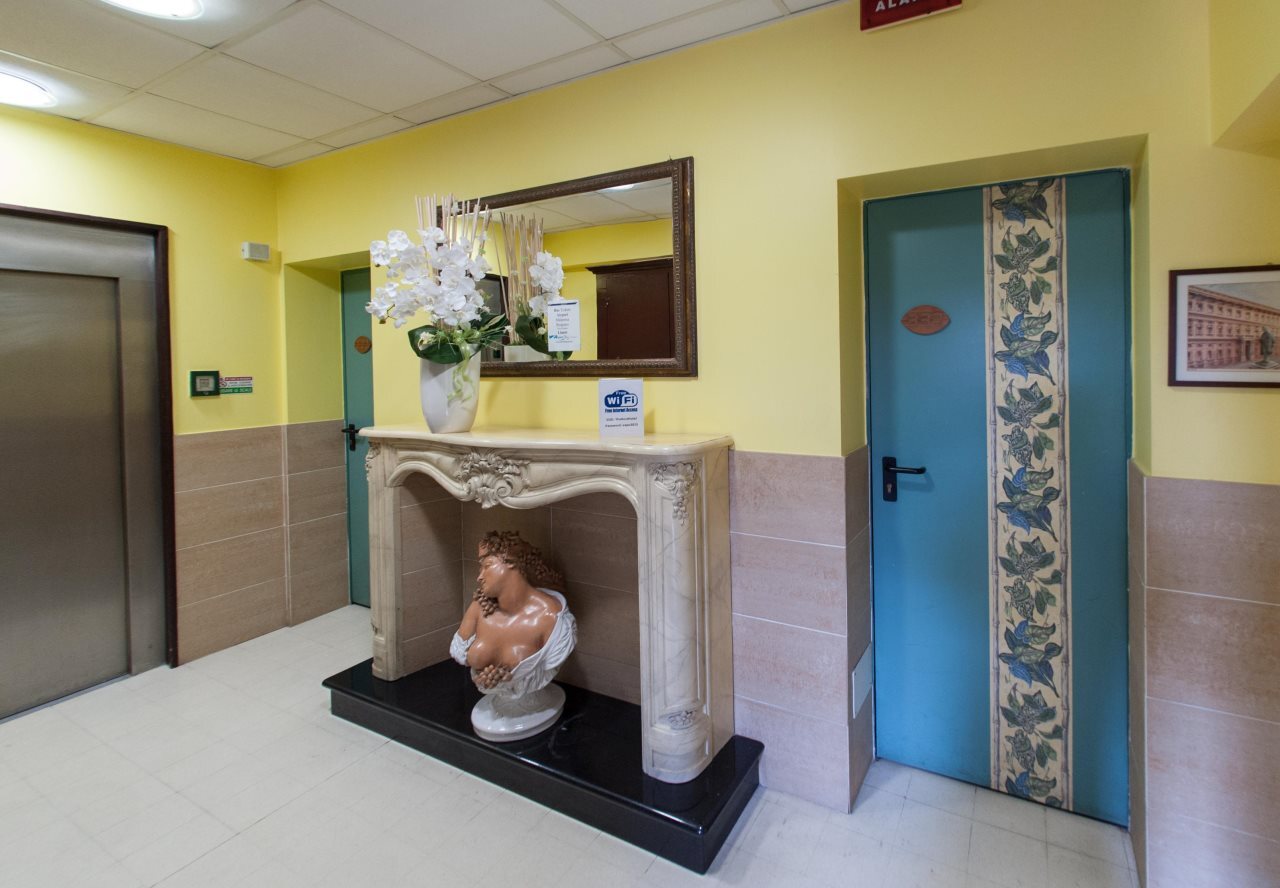 Photo - The Best Hotel