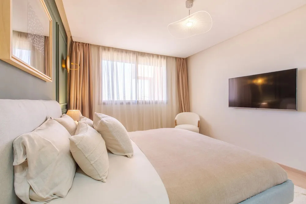 Photo - ZARI Boutique ApartHotel
