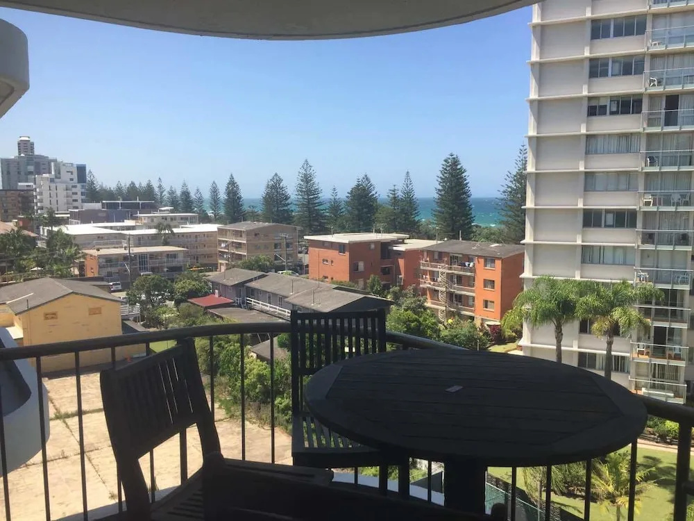 Foto - Burleigh Gardens North Hi-Rise