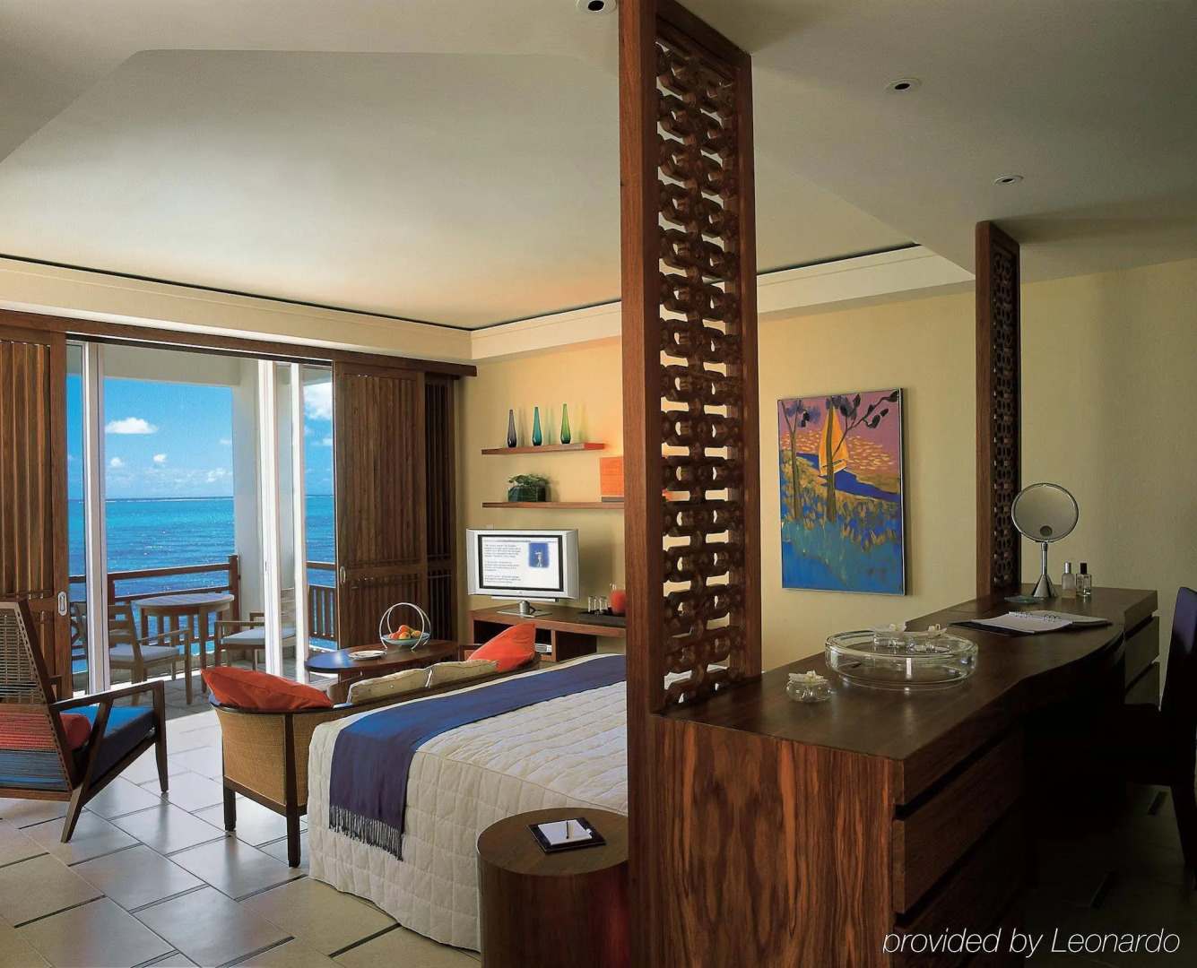 Photo - Tropical Attitude (Adults Only)