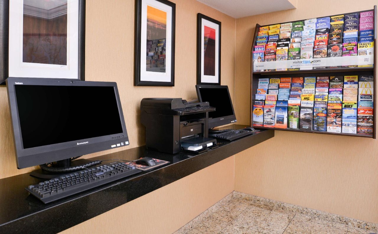 Photo - Best Western Plus Raffles Inn & Suites