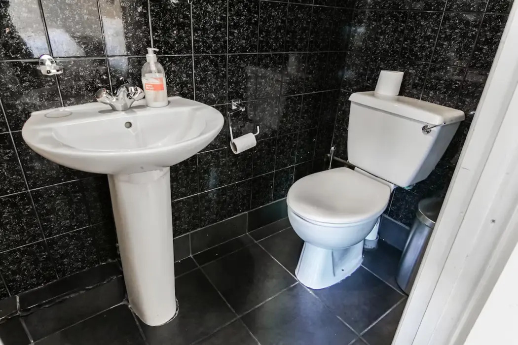 Photo - Tony's House Hotel