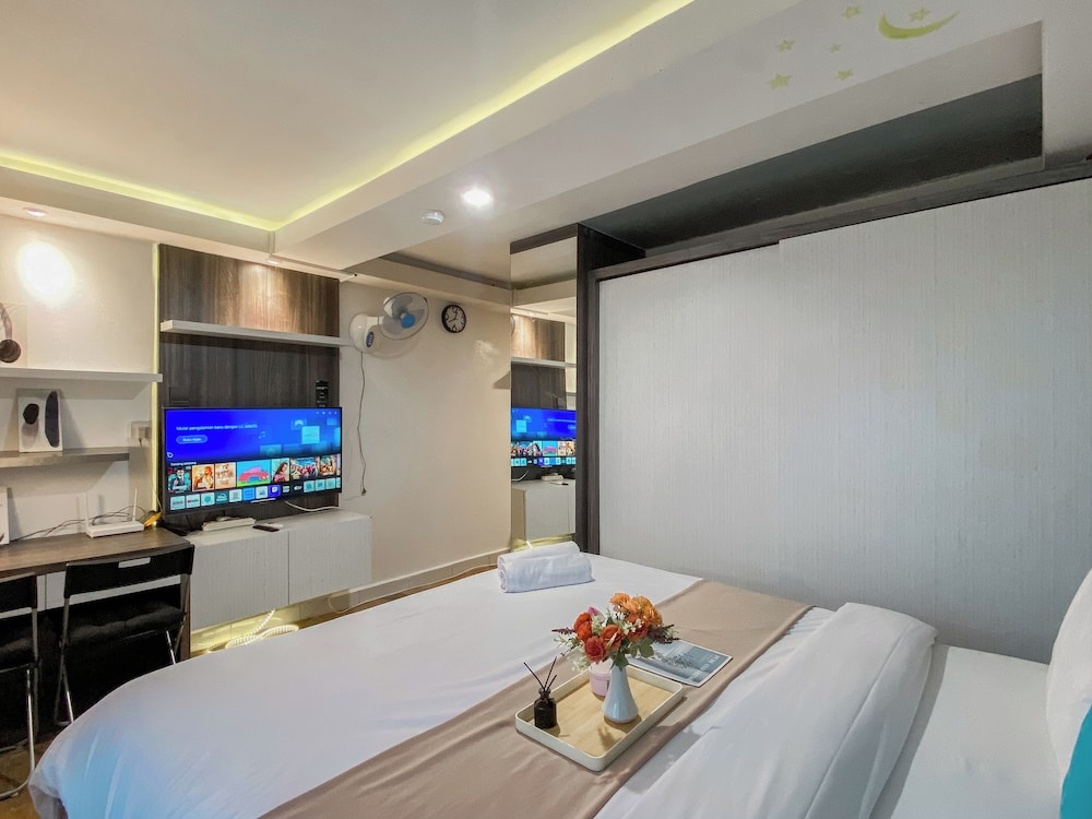 Best Deal And Homey Studio Apartment At Amethyst