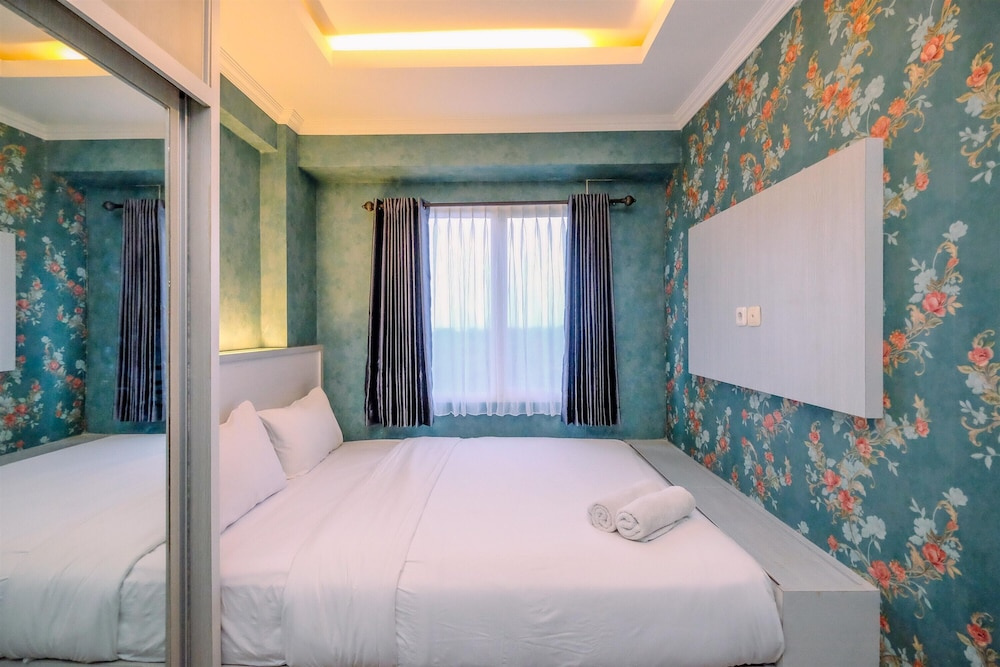 Warm and Comfortable Designed 2BR at Podomoro Golf View Apartment