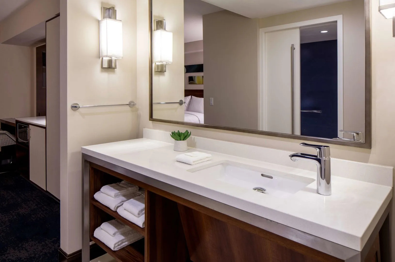 Foto - Hilton Garden Inn Waikiki Beach