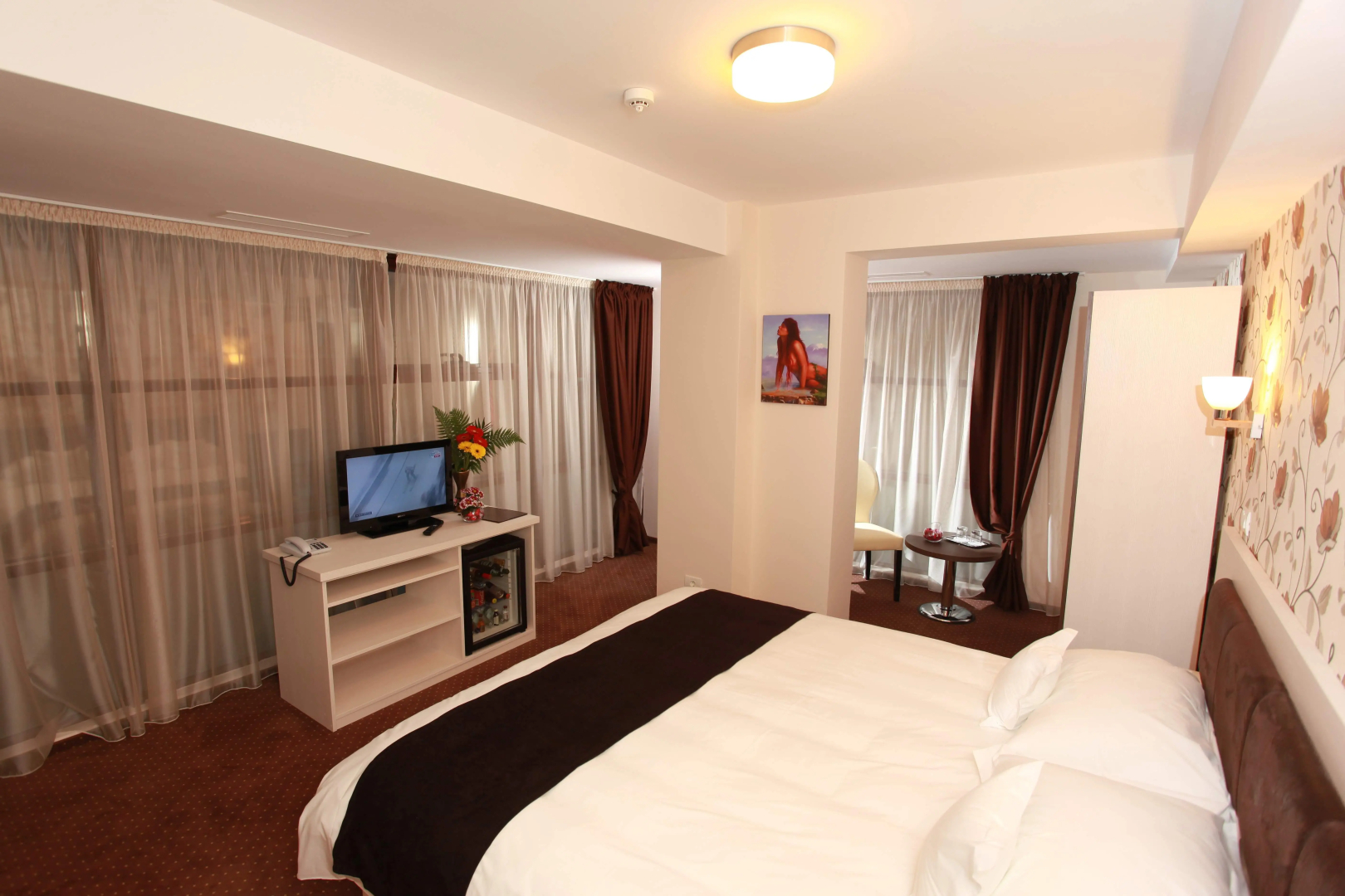 Photo - West Plaza Residence