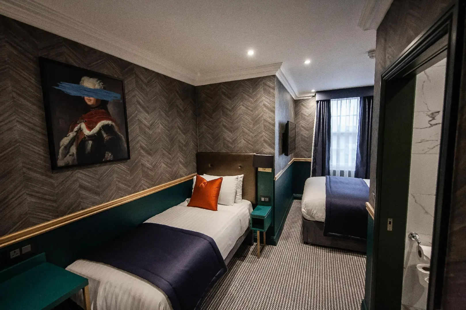 Photo - The Portico Hotel