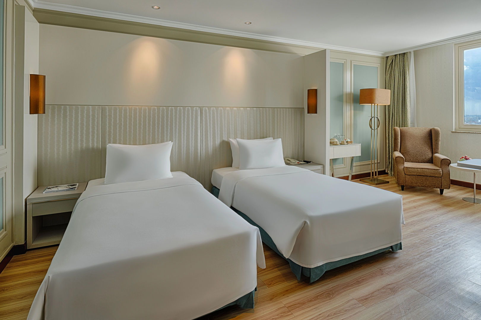 Photo - Windsor Plaza Hotel