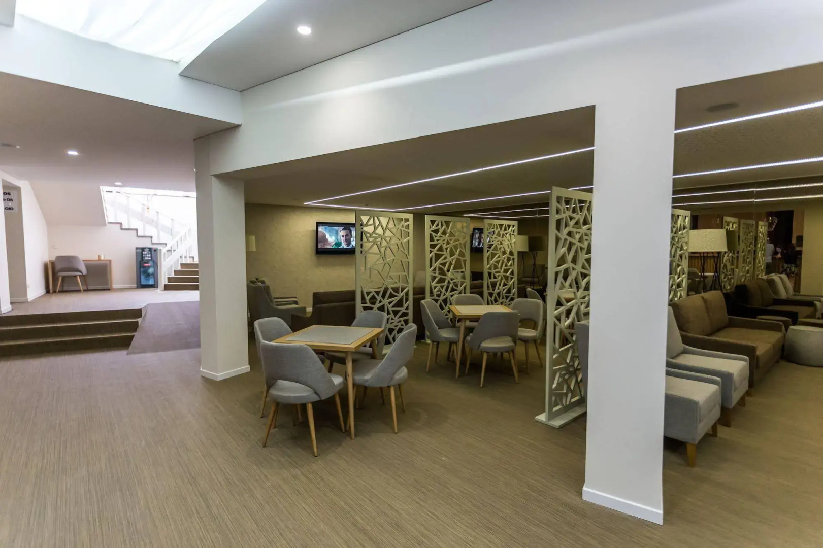 Photo - Adelaide Hotel