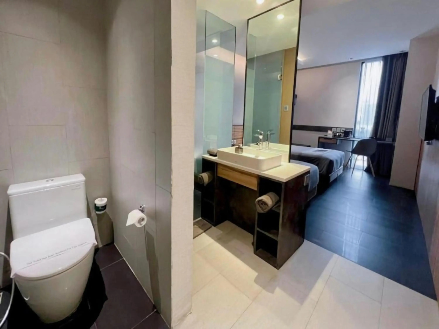 Photo - Erian Hotel