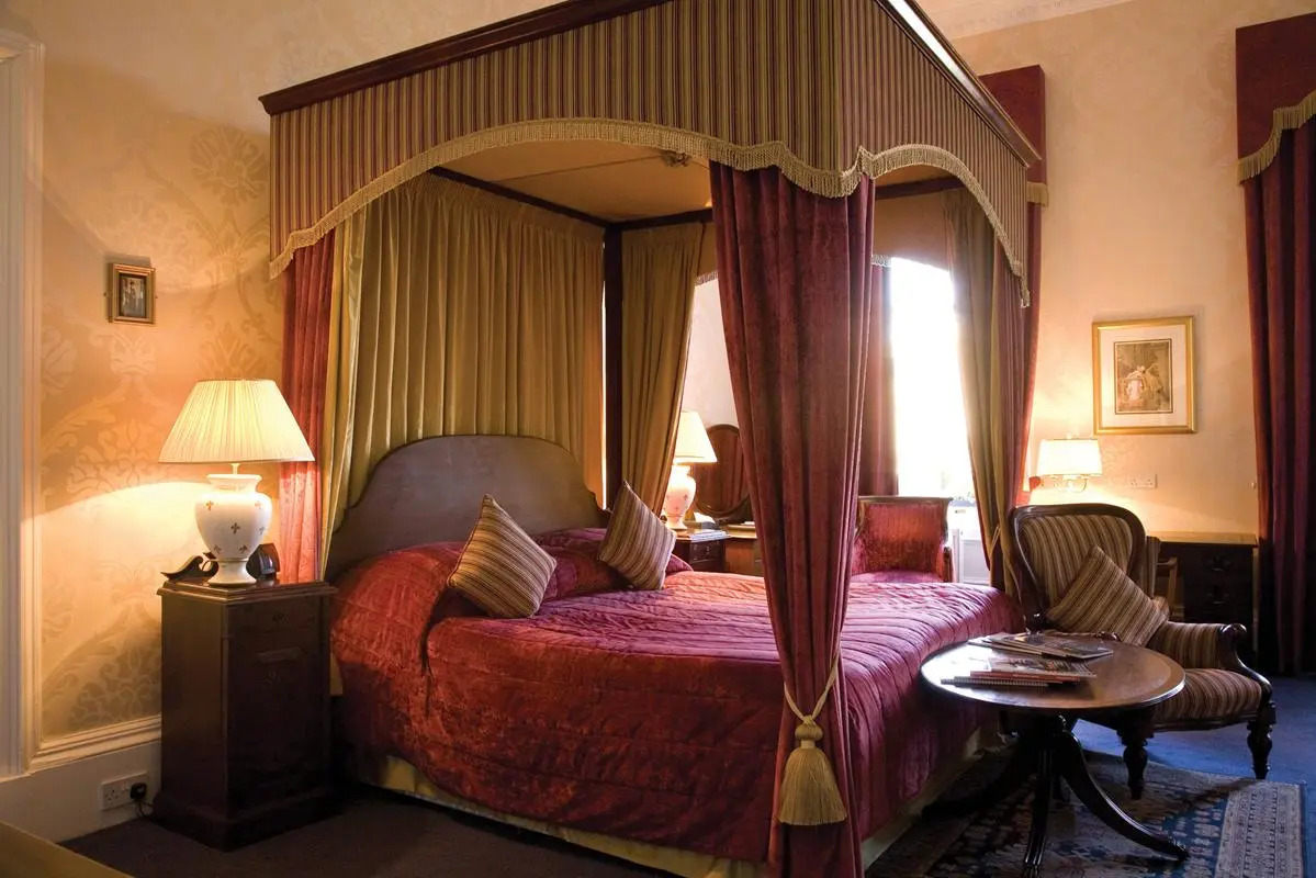 Photo - Royal Scots Club