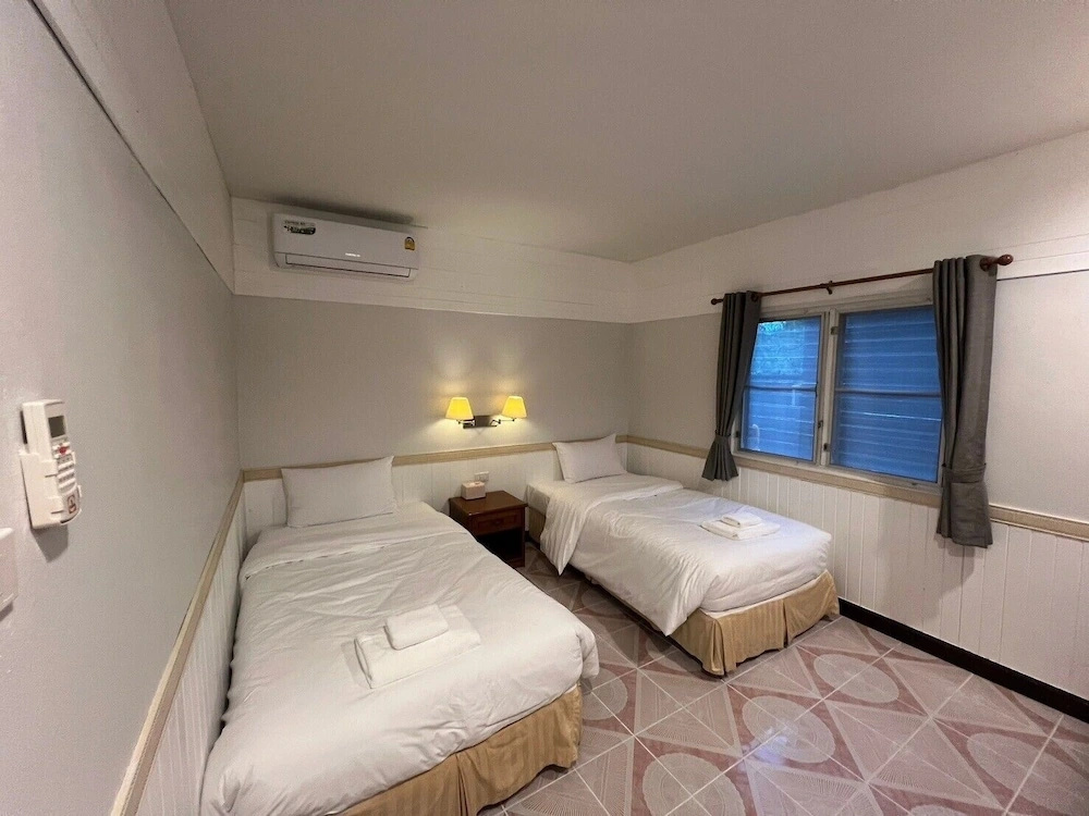 Photo - Luna Hut Resort Hua Hin