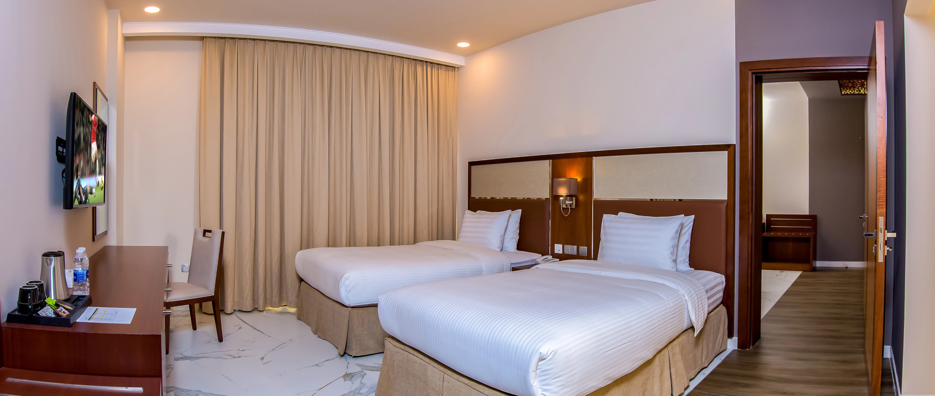 Photo - Muscat Gate Hotel