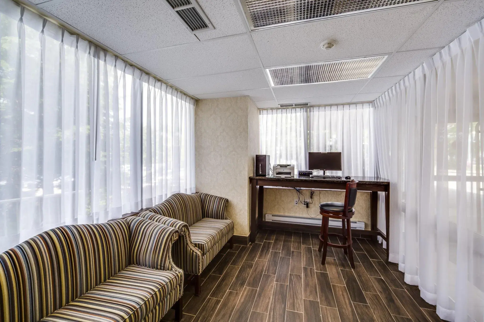 Foto - Monte Carlo Inn Markham