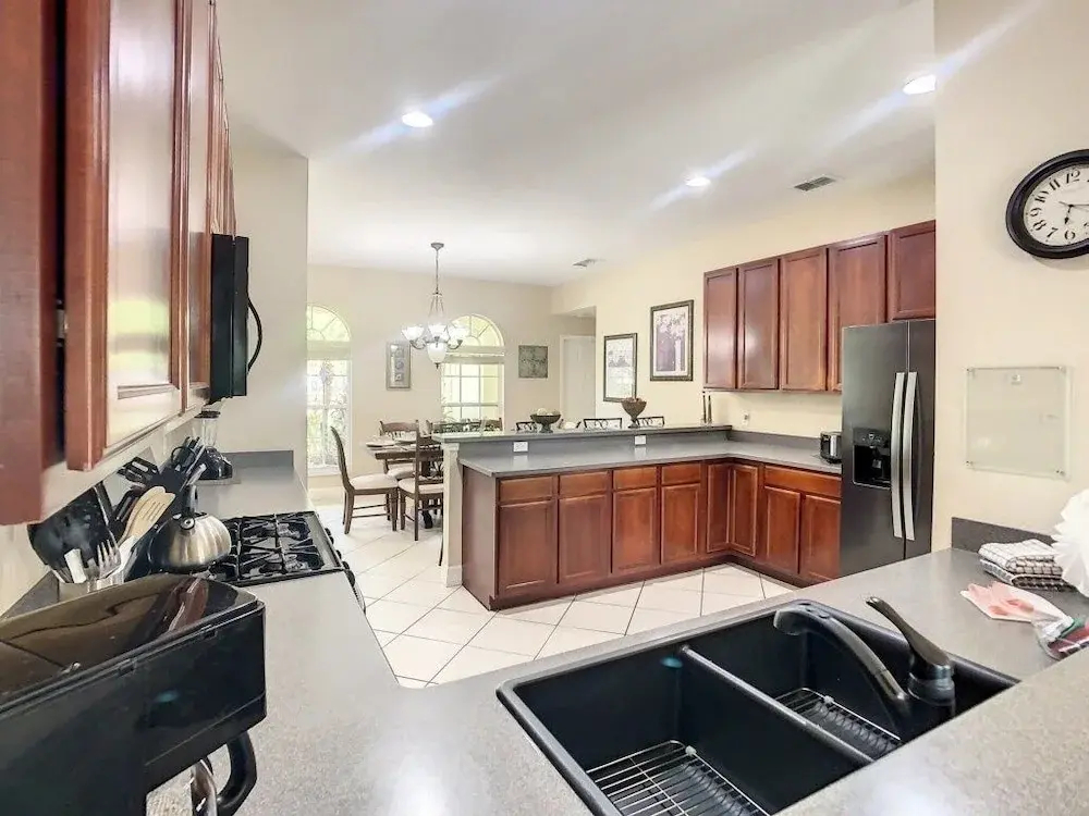 Foto - Fantastic 7 Bed 6 Bath in Prestigious Gated Comm, villa
