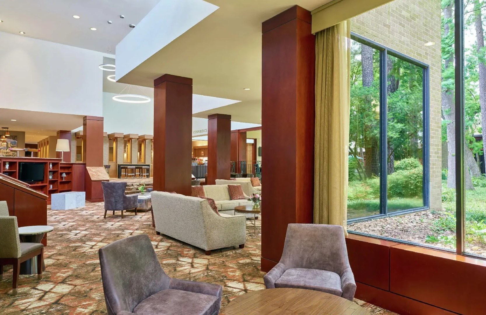 Foto - DoubleTree by Hilton Houston Intercontinental Airport