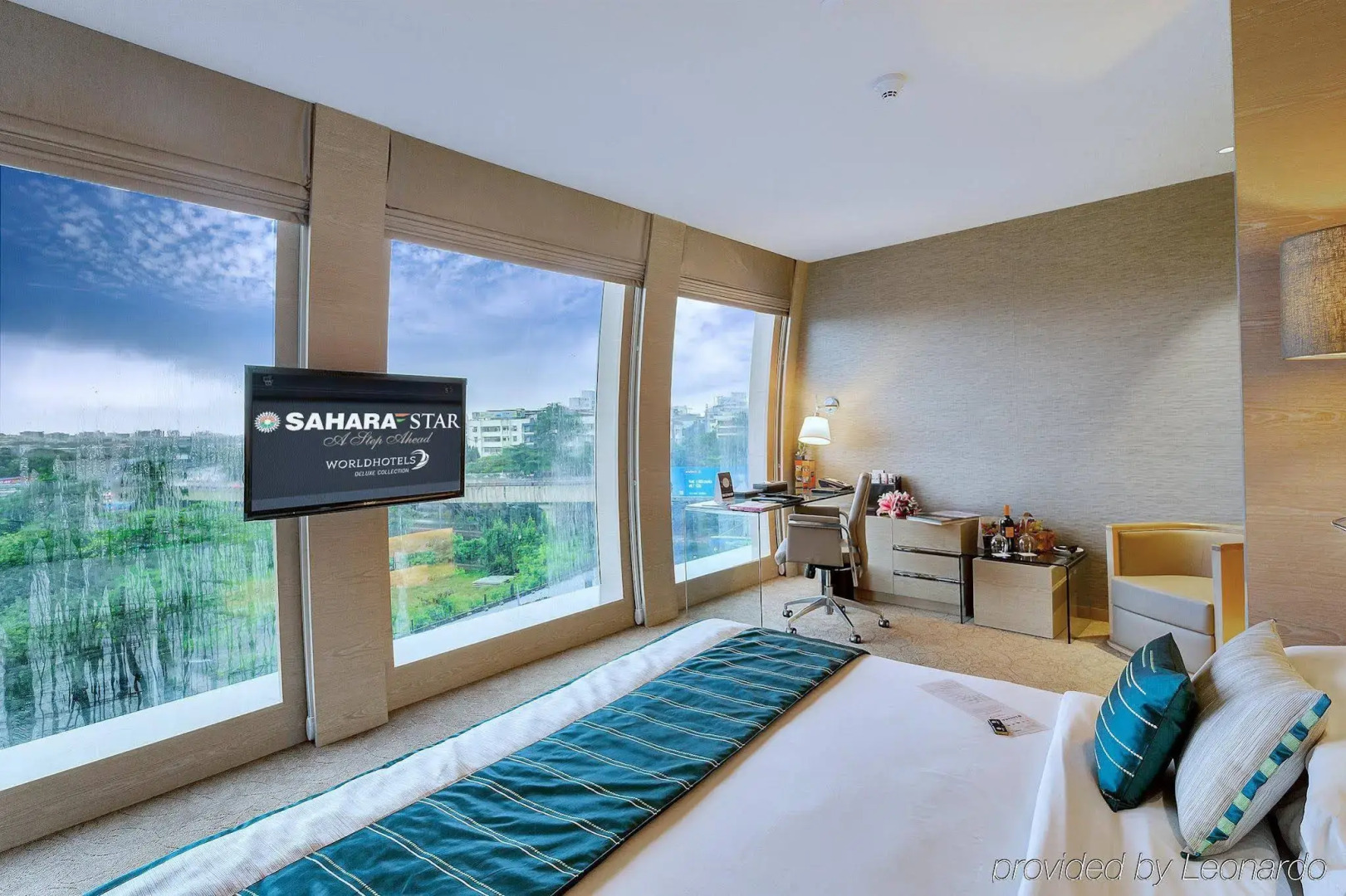 Photo - Hotel Sahara Star