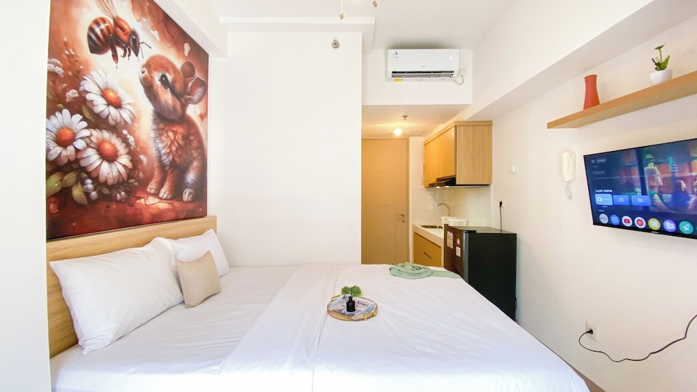 Comfy And Nice Studio Apartment Tokyo Riverside Pik 2