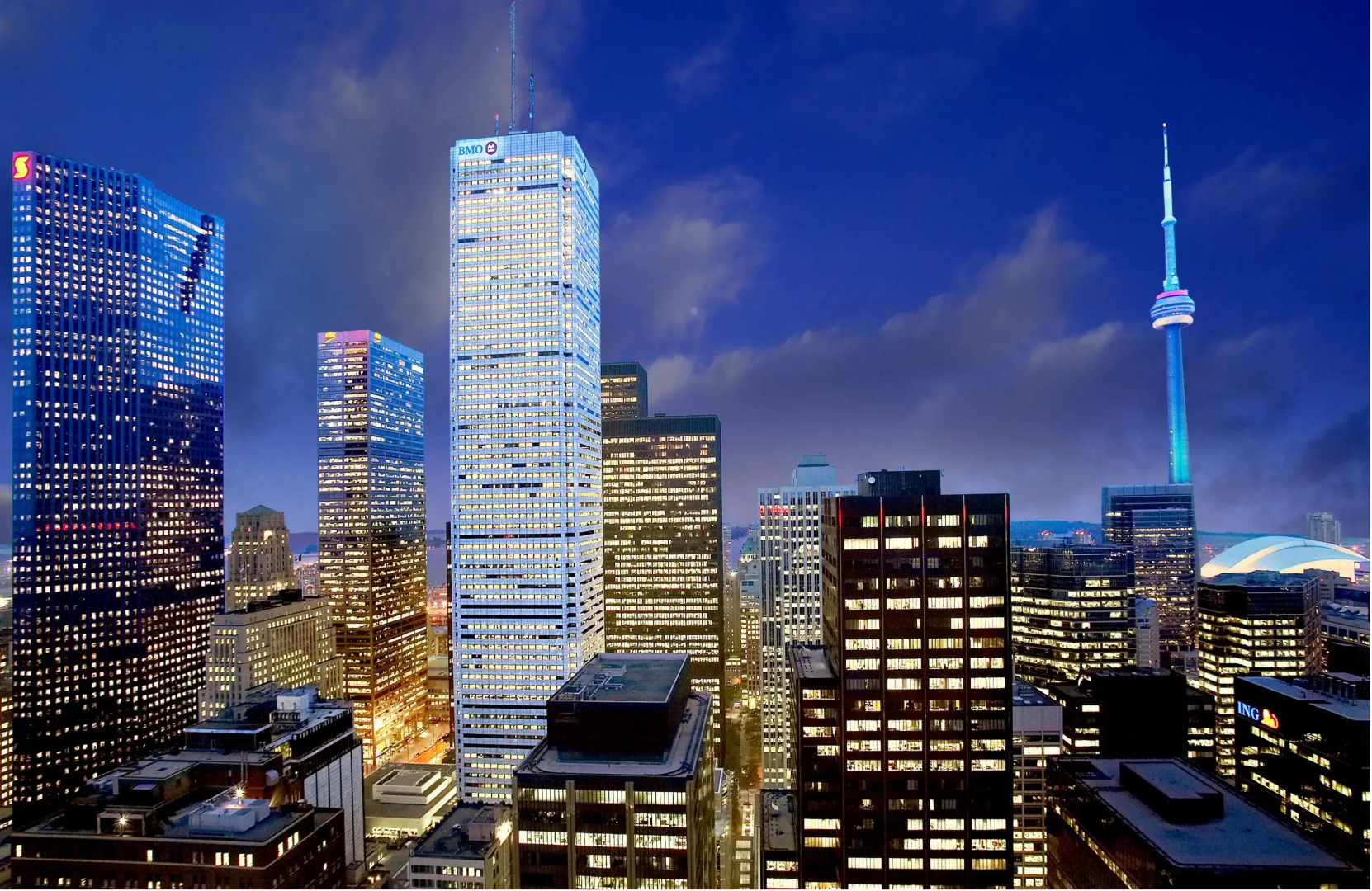 Photo - Sheraton Centre Toronto Hotel