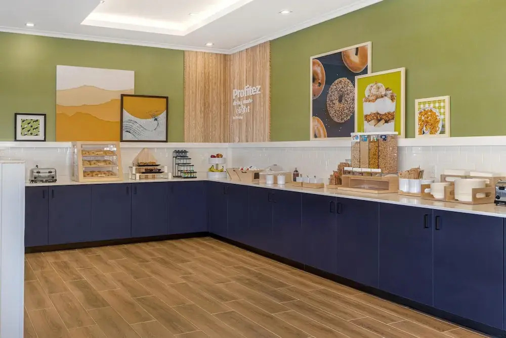 Foto - Spark By Hilton Montreal Midtown