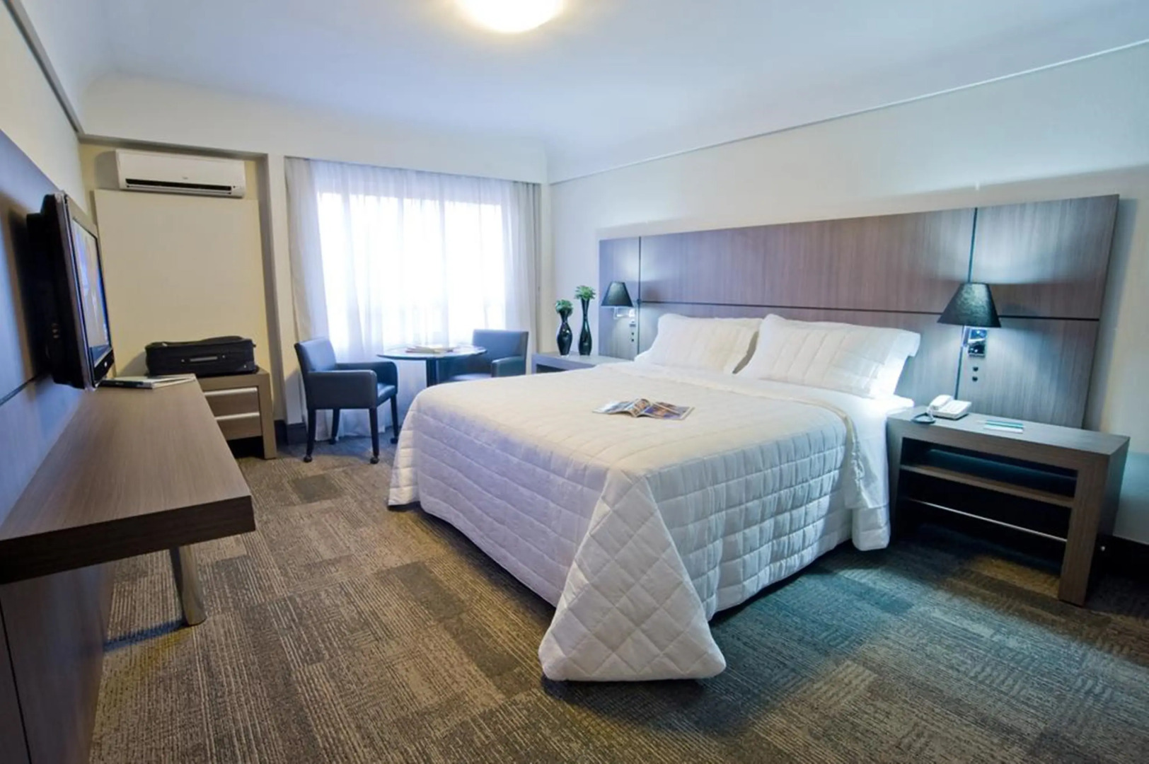 Photo - Slaviero Hotel Curitiba Centro