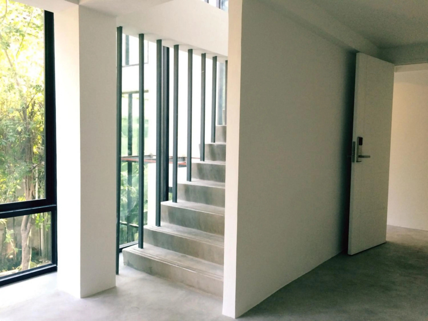 Photo - Rezt Bangkok