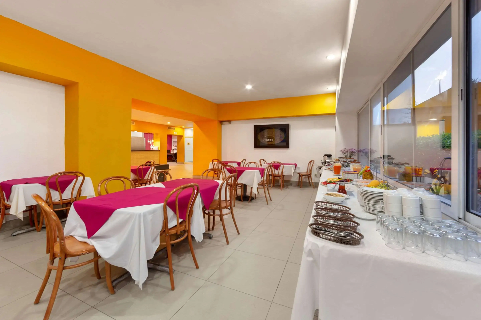 Photo - Comfort Inn Monterrey Valle