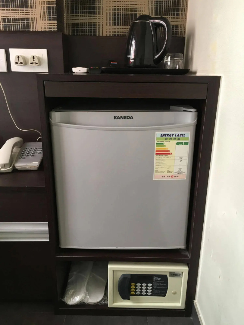 Photo - Seasons Hotel