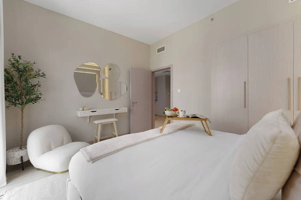 Maison Privee - Charming Retreat w/ Panoramic Views on Yas Island
