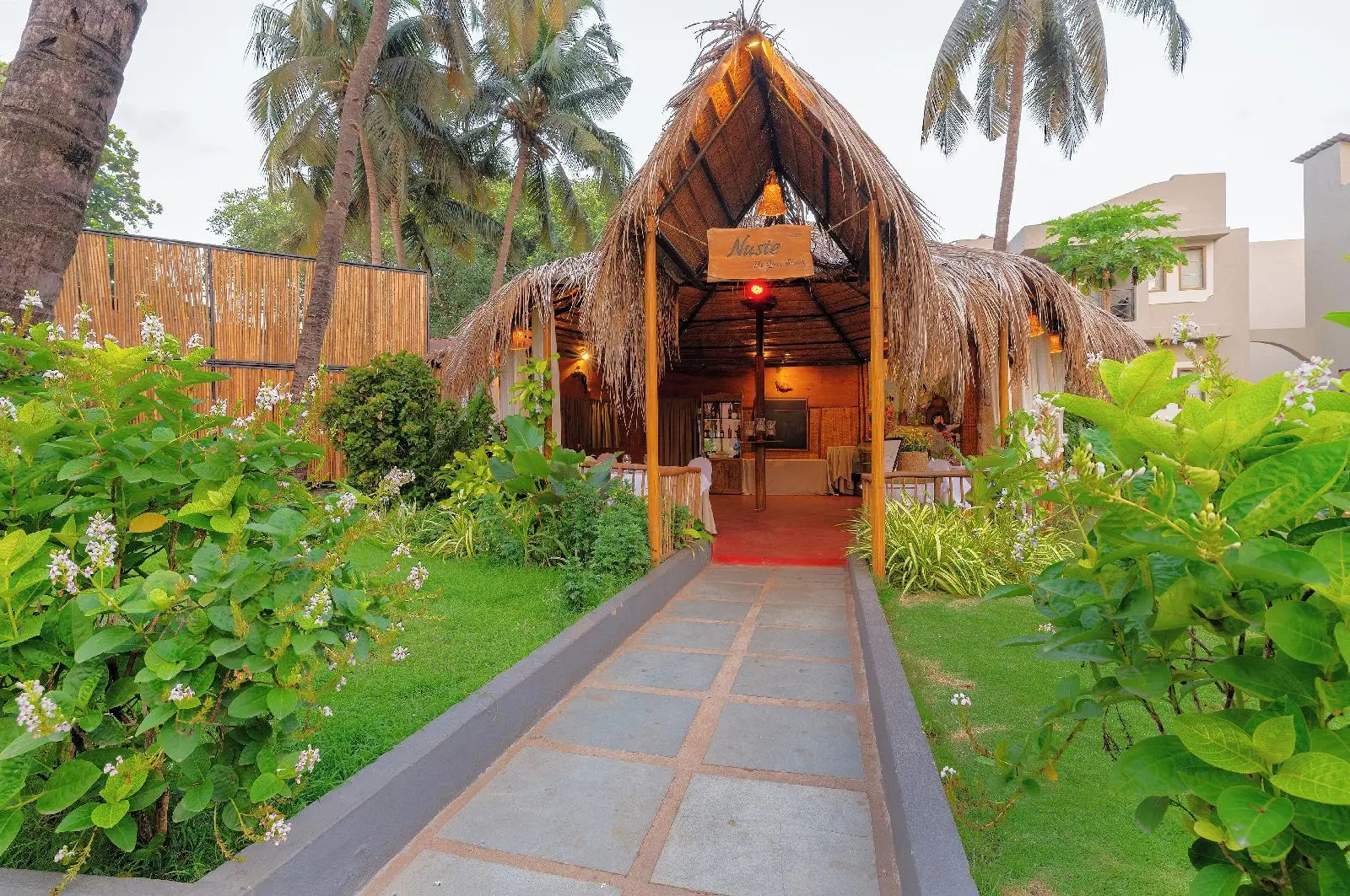 Foto - Whispering Palms Beach Resort