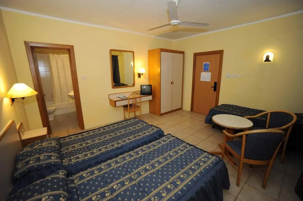 Photo - Sliema Chalet Hotel
