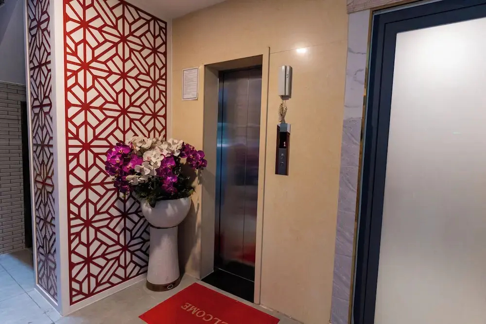 Photo - Prince Hotel