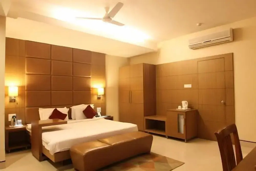 Photo - The Fern Residency Woodland, Pune, Series by Marriott