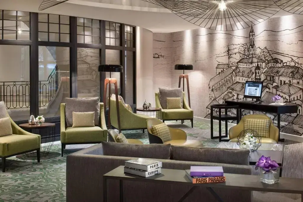 Photo - Renaissance Paris La Defense Hotel