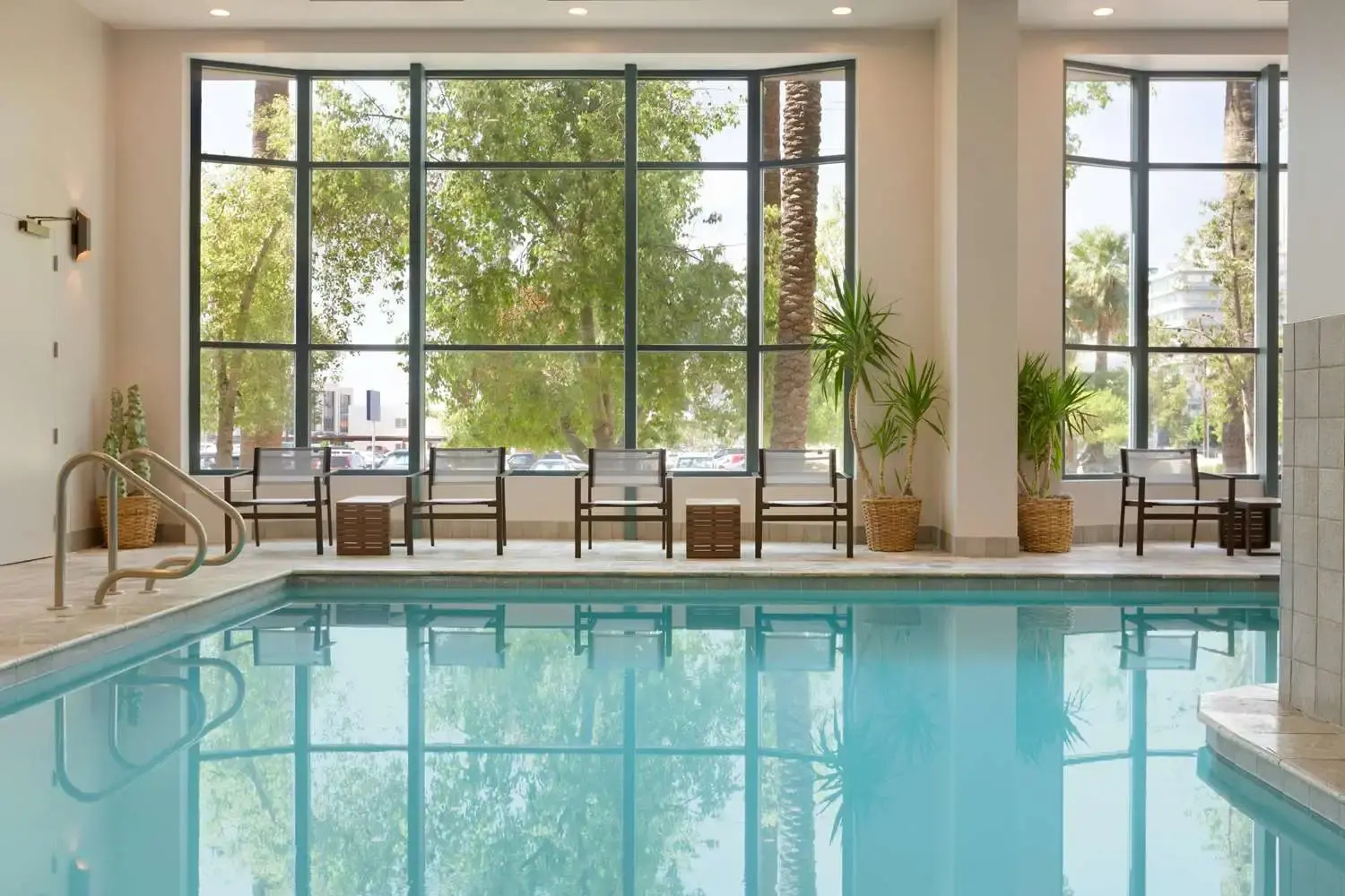Photo - Embassy Suites by Hilton Phoenix Downtown North