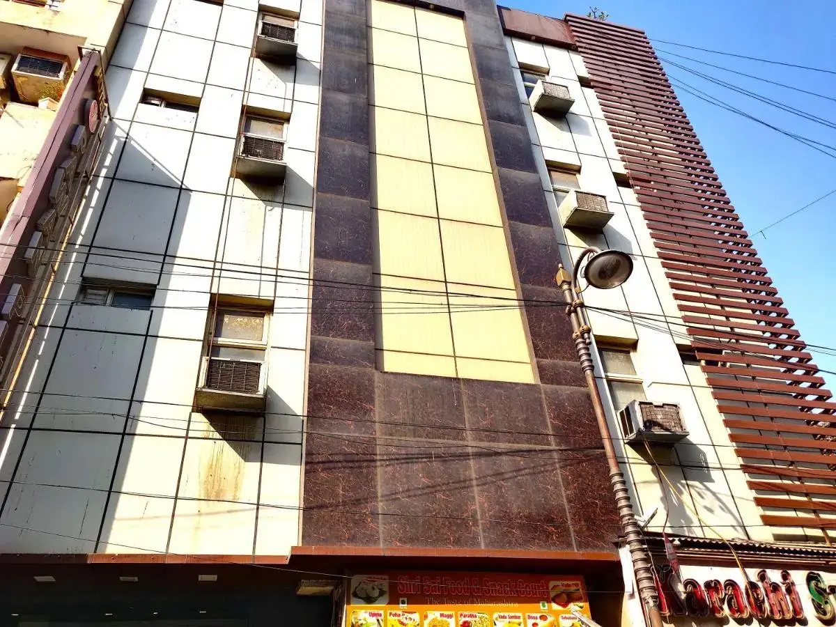 Photo - Hotel Pawan Plaza - Near BLK and Ganga Ram Hospital - Karol Bagh