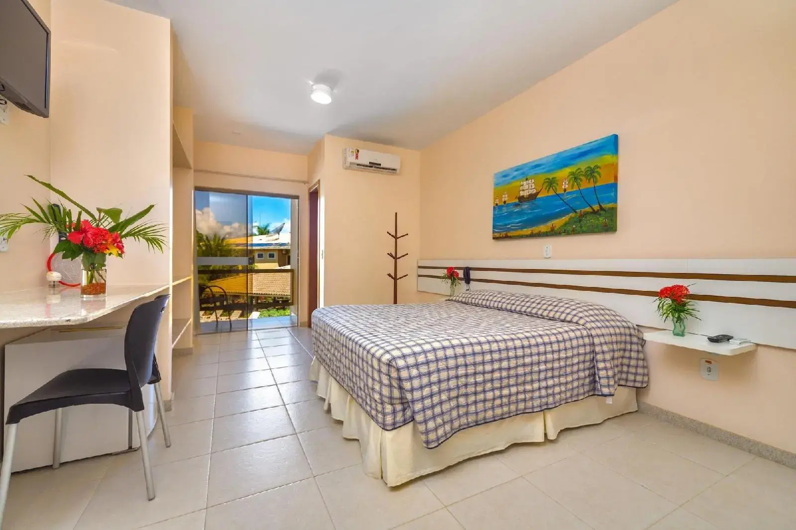 Foto - Porto Geraes Praia Hotel