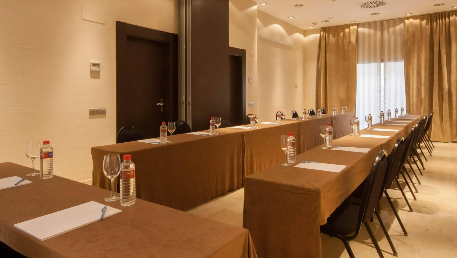 Photo - Hotel Mercader