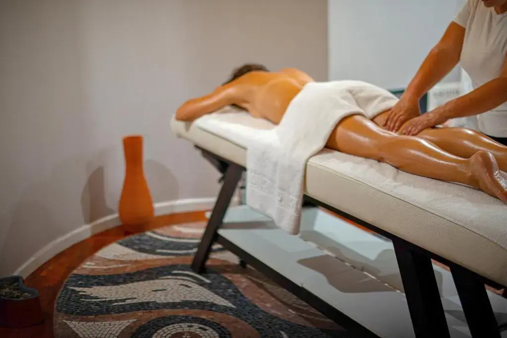 Photo - Bougainville Bay Hotel