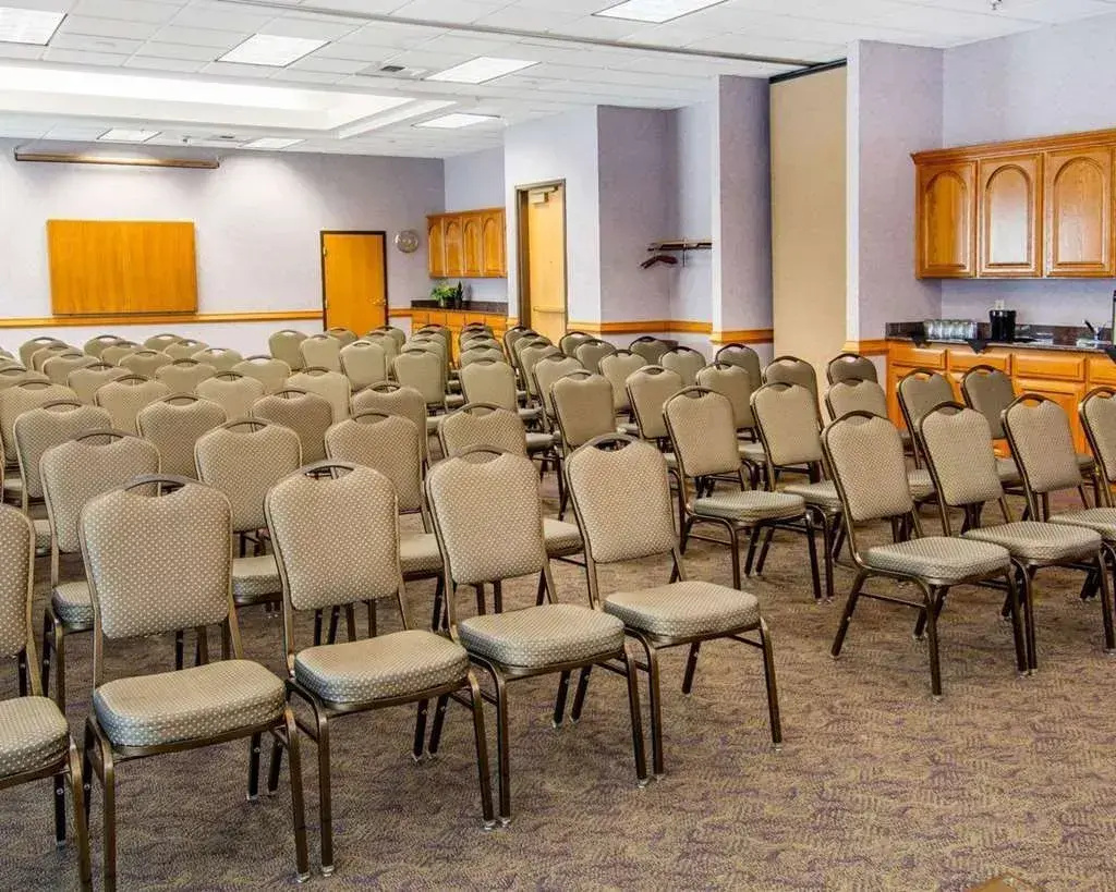 Photo - Quality Inn Oakwood