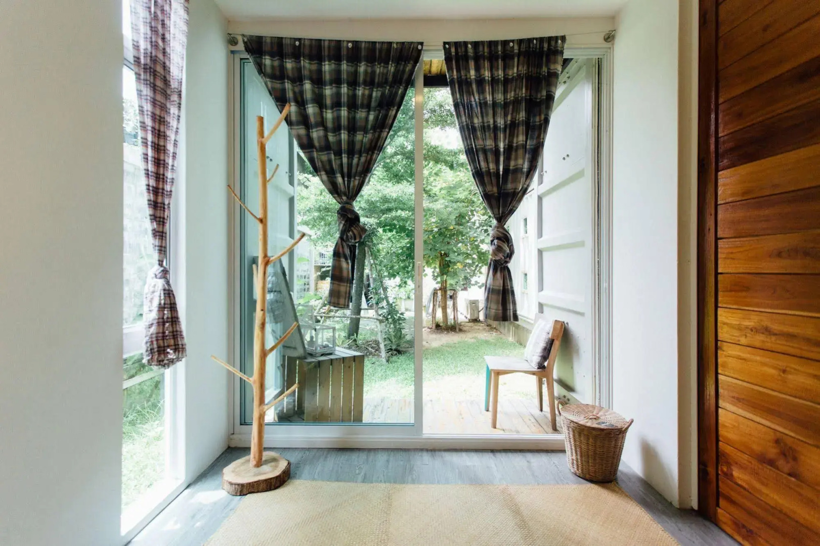 Foto - The Yard Bangkok Hostel