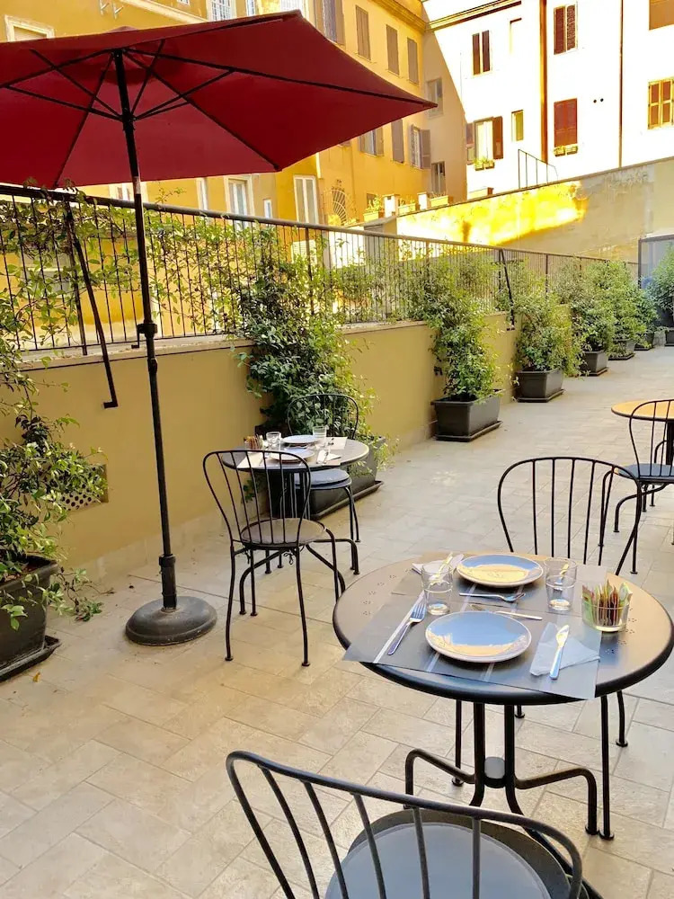 Photo - Rome Vatican Suite