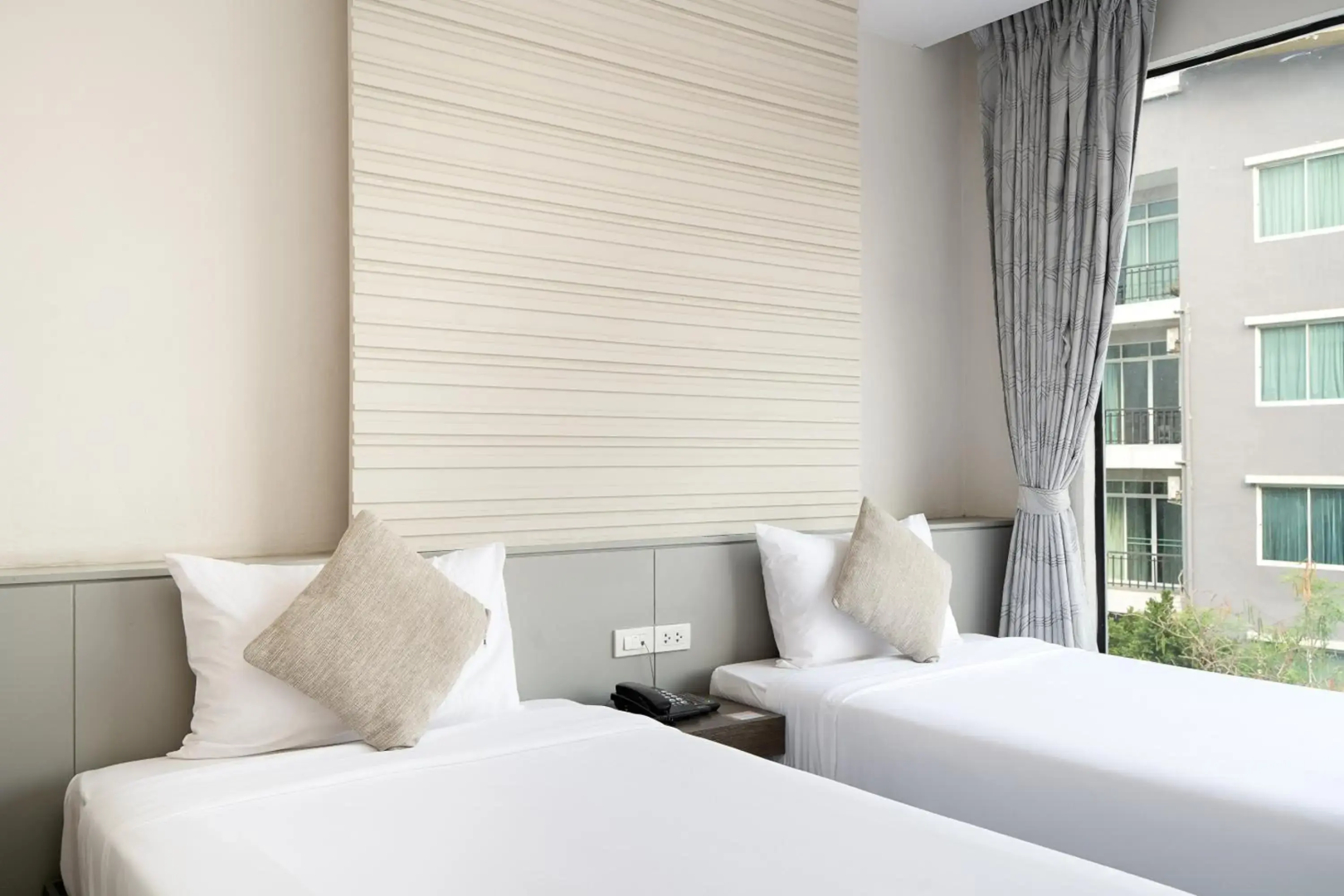 Photo - Leenova Hotel